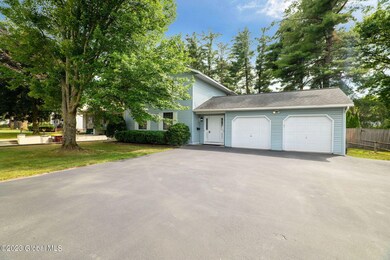 2-web-or-mls-2342CurryRd-02