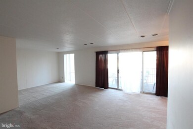 2634 Fort Farnsworth Rd unit 133, Alexandria, VA 22303 - photo 2