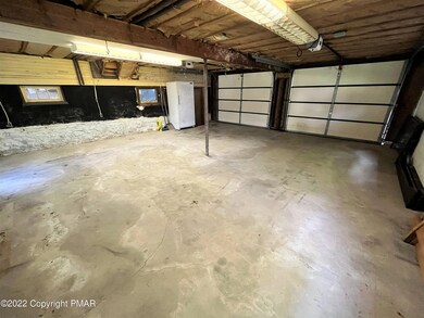 1103 School St, Jim Thorpe, PA 18229 - photo 6