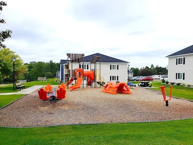 1301 Crestview Dr, Petoskey, MI 49770 - photo 6