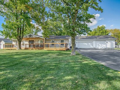 8901 Collinsville Rd, Collinsville, IL 62234 - photo 4