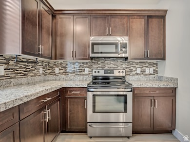 4774 W Daybreak Rim Way, South Jordan, UT 84009 - photo 6