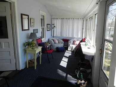 Porch - Enclosed Porch overlooking WIlson Harbor
