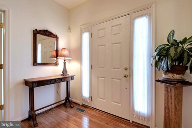 762 Seneca Dr, Odenton, MD 21113 - photo 5