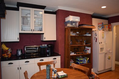 445 Highland View Dr, Knoxville, TN 37920 - photo 4