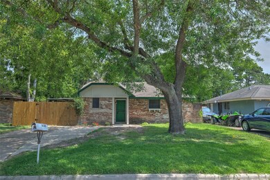 838 Conklin St, Houston, TX 77088 - photo 3