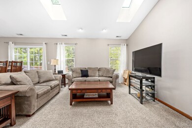 24220 Walnut Cir unit 24220, Plainfield, IL 60585 - photo 5