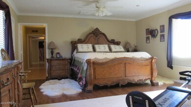 20160916231605514183000000-o