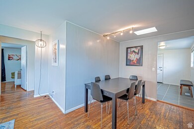 932 E 10465 S, Sandy, UT 84094 - photo 6