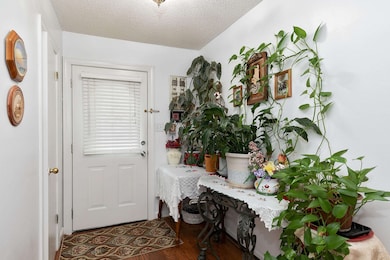 6323 New Market Way unit 6323, Raleigh, NC 27615 - photo 5