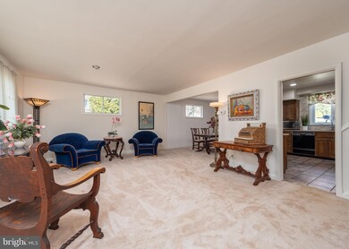 8207 Alston Rd, Towson, MD 21204 - photo 5