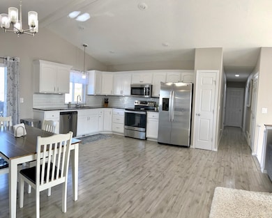 519 Beverly Ave, Medical Lake, WA 99022 - photo 3