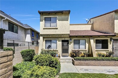 9905 Cedar St unit 5, Bellflower, CA 90706 - photo 2