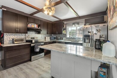 451 Andover St, Lowell, MA 01852 - photo 2