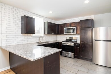 1618 E Fulton St. 43205_031