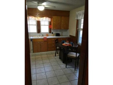 Kitchen. Spacious eat in kitchen