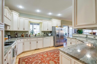 Plenty of cabinet space!