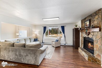 05-Living_Room_HFL_13A0757