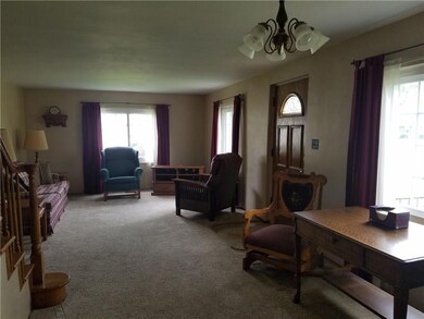 515 S Wentz St, Wapakoneta, OH 45895 - photo 2