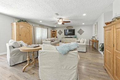1401 hickory st-niceville-9