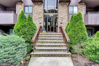 724 Woodmill Dr unit 24, East Windsor, NJ 08512 - photo 5