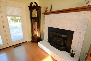 181 Crosswhite Ln, Statesville, NC 28625 - photo 6