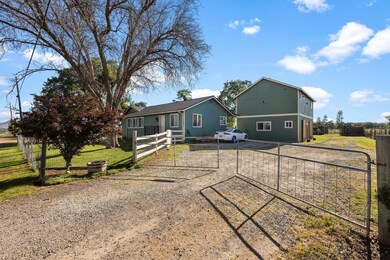 6598 Truax Rd, Central Point, OR 97502 - photo 7