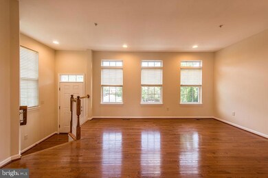 9829 Solar Course, Laurel, MD 20723 - photo 5