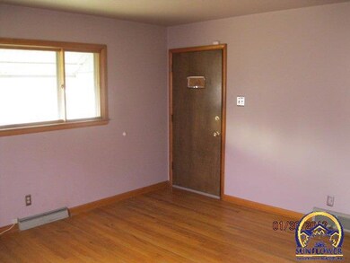 3612 SW Garfield Ave, Topeka, KS 66611 - photo 5