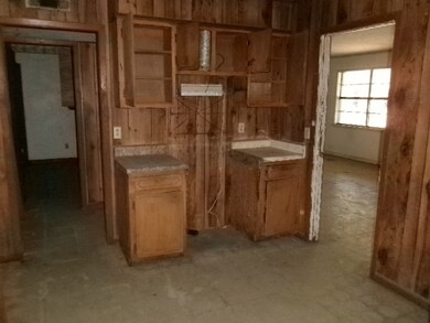 205 Rosa St, Picayune, MS 39466 - photo 3