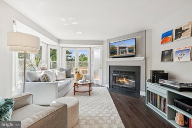 1692 Oaktree Ct, Reston, VA 20194 - photo 3