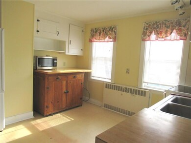 30 Vernon St, Saco, ME 04072 - photo 4