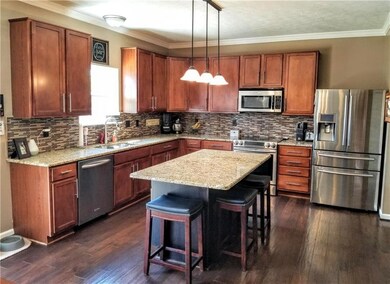 12271 Quarterback Ln, Fishers, IN 46037 - photo 7