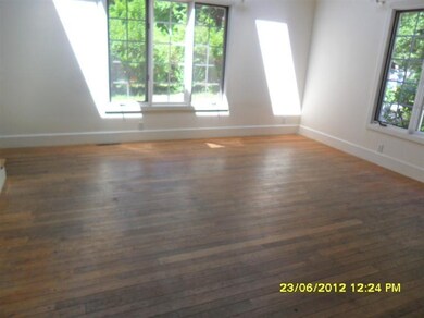 13868 Peach St, Three Oaks, MI 49128 - photo 5