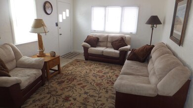 Living room: view 1