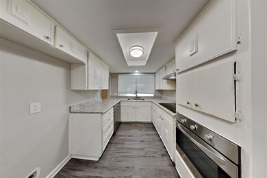 1600 Trinity Ct, Bedford, TX 76022 - photo 4