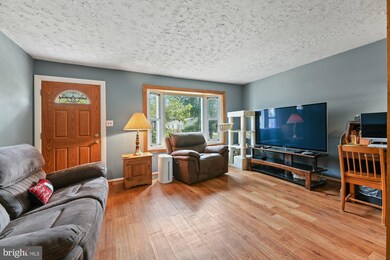 246 Turnwood Dr, Glen Burnie, MD 21061 - photo 4