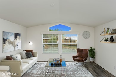 003_Living Room