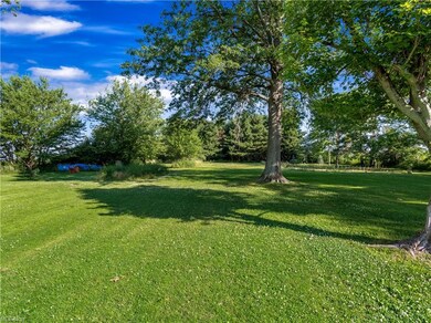 3 beautiful acres!