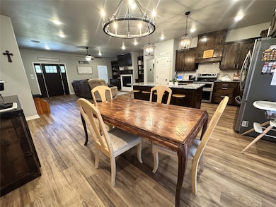 702 Pillar St, Bowie, TX 76230 - photo 7