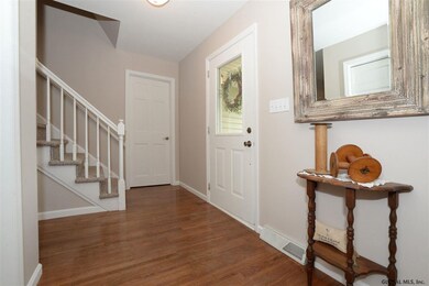 1517 Maple Crest Dr, Castleton-On-hudson, NY 12033 - photo 4