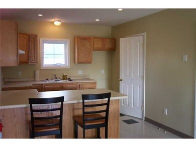 58 Curtis St unit 3A, Providence, RI 02909 - photo 4