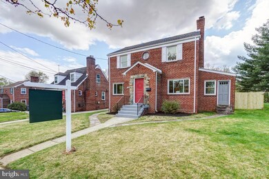 5621 Greenleaf Rd, Cheverly, MD 20785 - photo 2