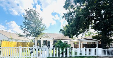 4716 Siegel St unit A, Houston, TX 77009 - photo 2