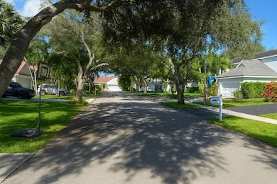 1710 Park Tree Place, Delray Beach, FL 33445 - photo 2