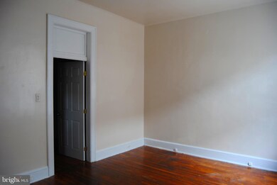 107 S Mulberry St, Hagerstown, MD 21740 - photo 3