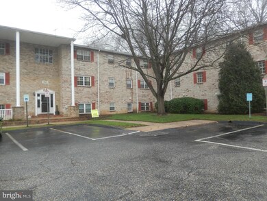 11921 Tarragon Rd unit E, Reisterstown, MD 21136 - photo 2