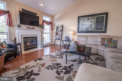 219 Spectacular Bid Dr, Havre de Grace, MD 21078 - photo 2