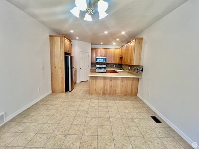 9587 N 4500 W, Pleasant Grove, UT 84062 - photo 4