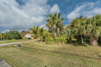 749 Periwinkle Dr, Sebastian, FL 32958 - photo 7